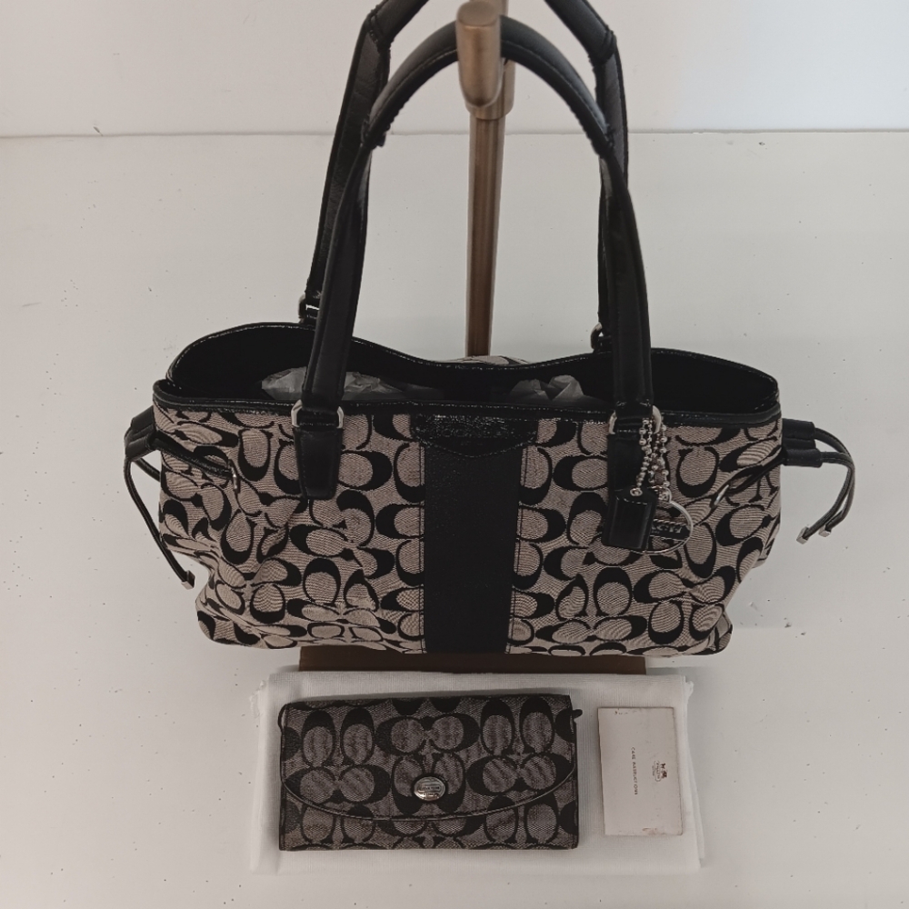 Coach Signature Monogram Stripe Canvas Devin Shou… - image 4